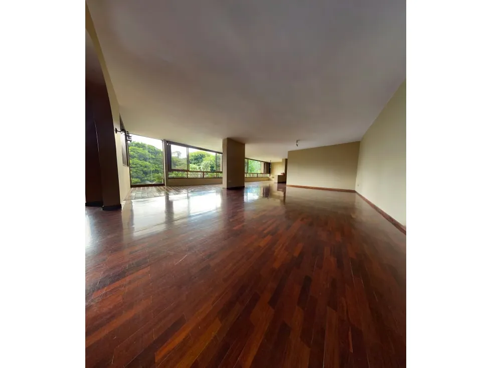 En venta apto 382m2 3h+s/3.5b+s/4p La Lagunita - 2