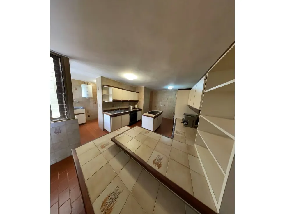 En venta apto 382m2 3h+s/3.5b+s/4p La Lagunita - 3
