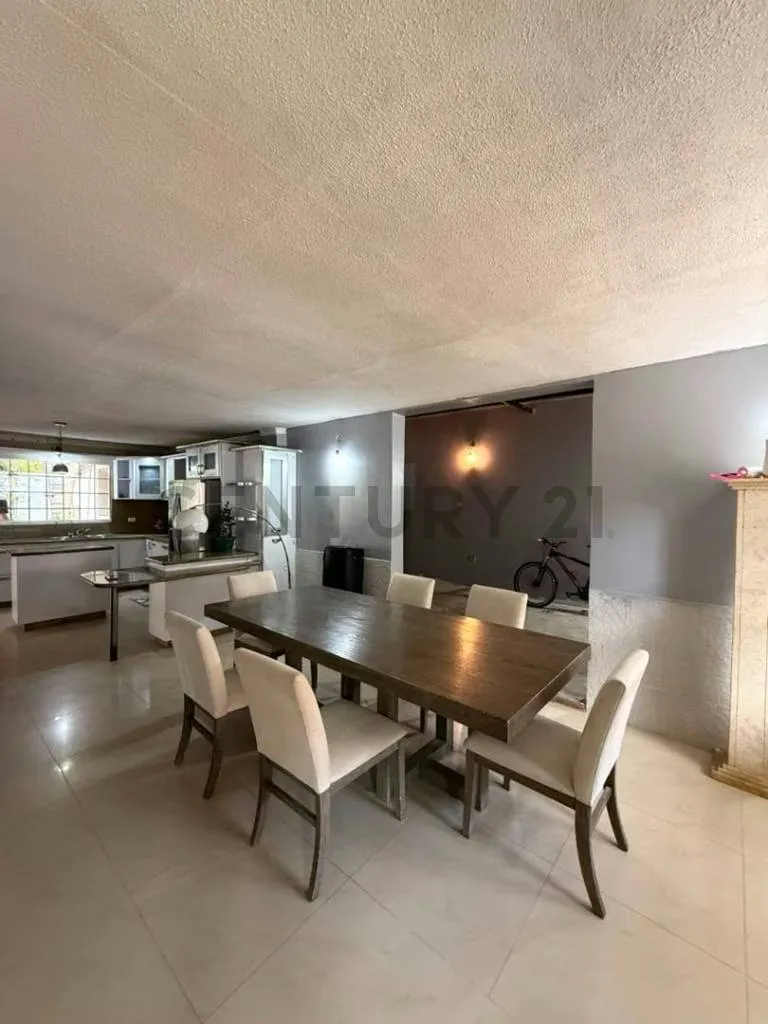 Villas de Agua Santa, Increible Townhouse en conjunto cerrado de Nva Barcelona - 11