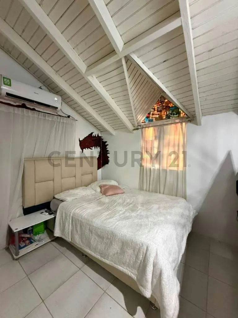 Villas de Agua Santa, Increible Townhouse en conjunto cerrado de Nva Barcelona - 5