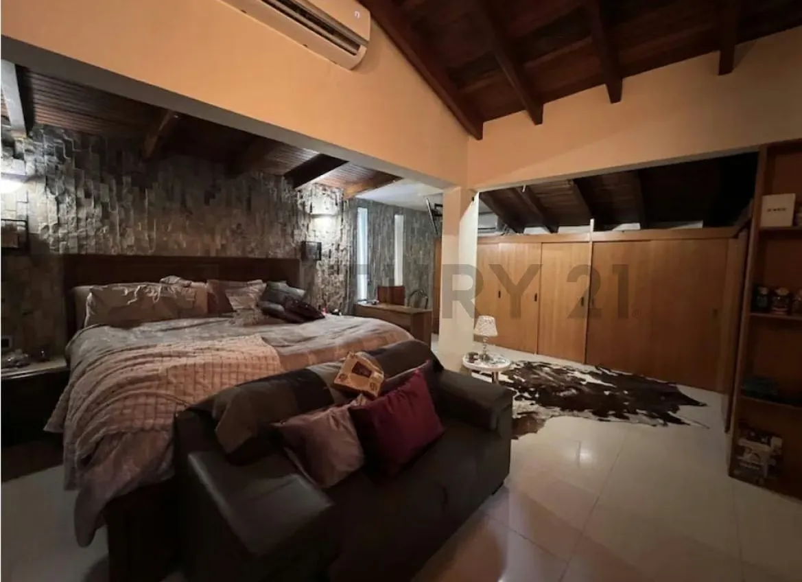 Casa Macaracuay en venta remodelada calle cerrada vista TC - 8