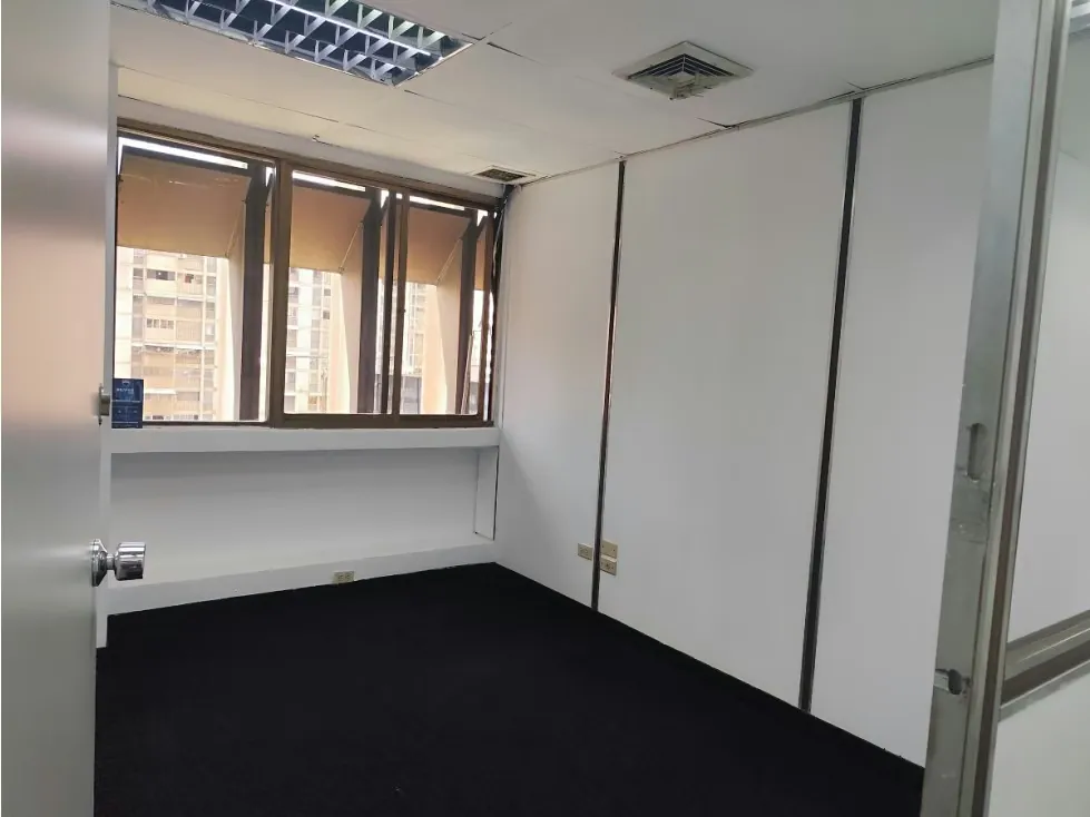 OFC ALQUILER TORRE B.B. AV FCO DE MIRANDA 80 MTS2 - 5