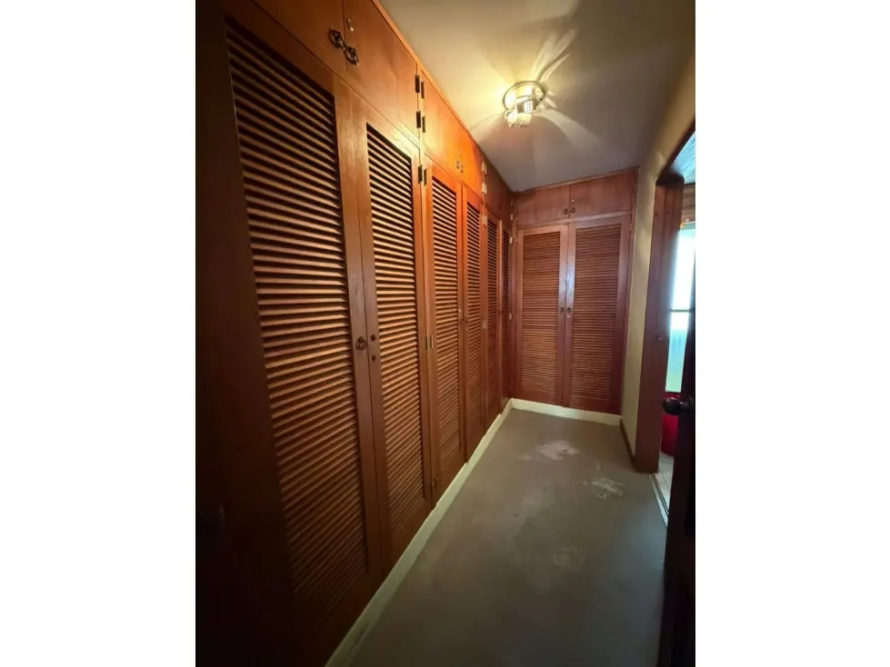 Vendo casa para remodelar 920m2 La Lagunita 6239 - 43