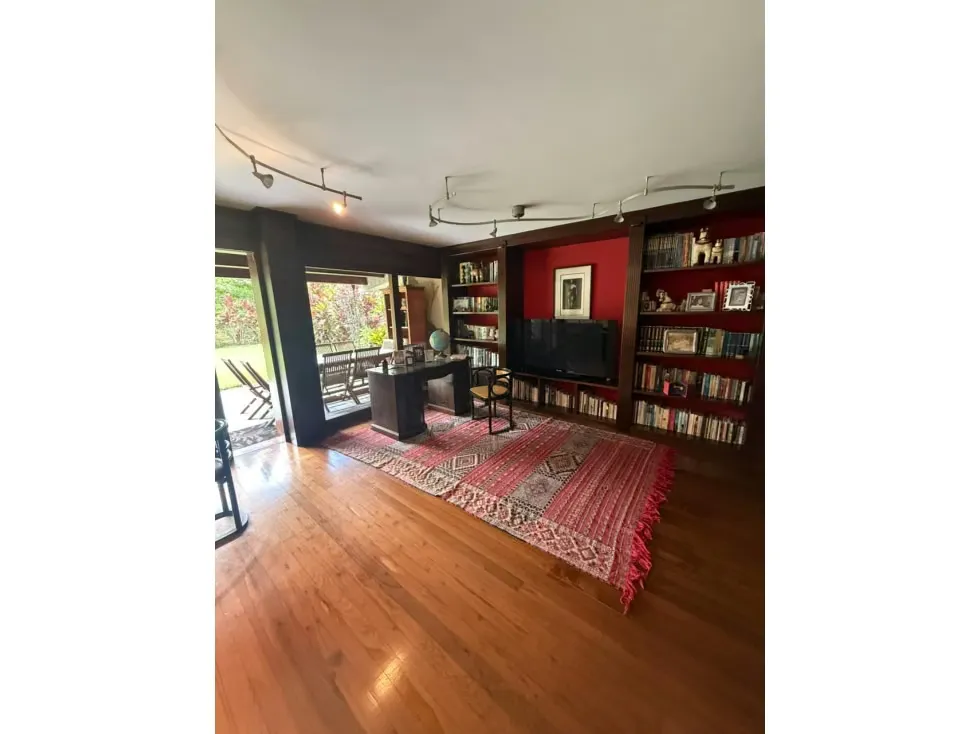 Se vende/alquila Casa 2.149m² 4h+2s/5b/30p La Lagunita - 32