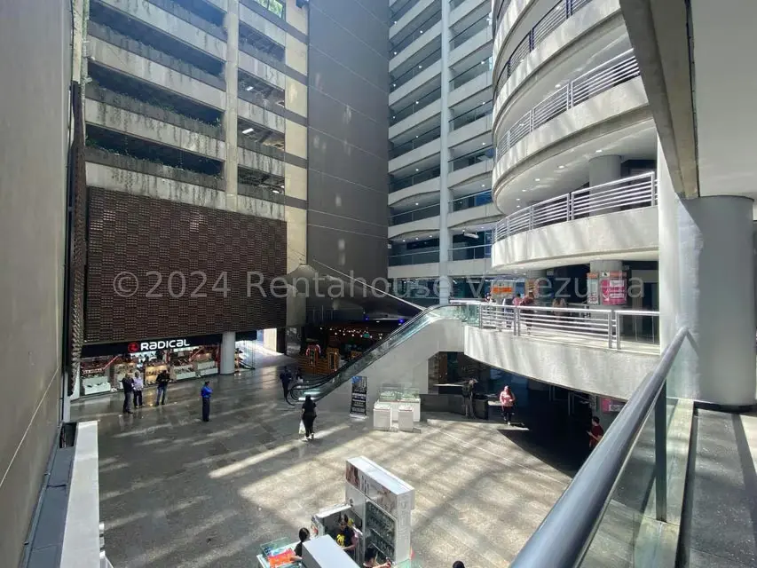 Oficina en Venta en El Rosal, Distrito Metropolitano - 2