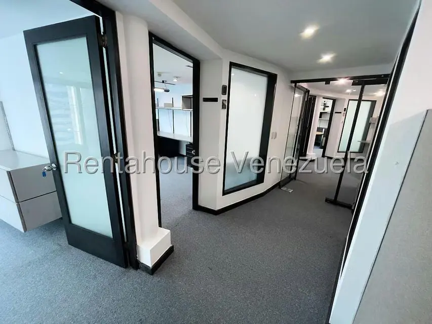 Oficina en Venta en El Rosal, Distrito Metropolitano - 24