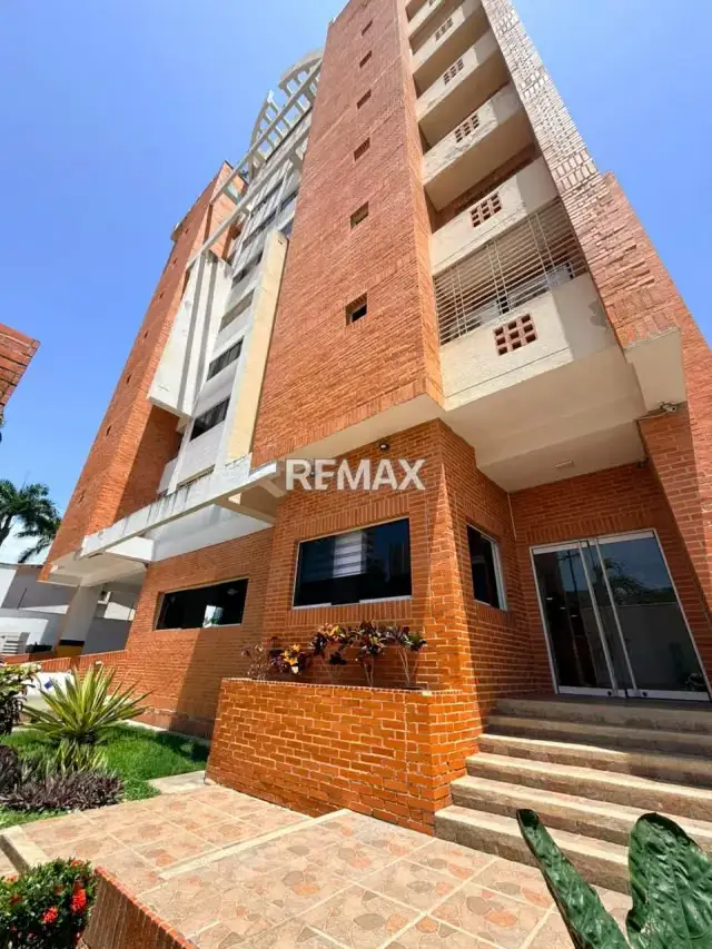 EN VENTA APARTAMENTO AMOBLADO EN RES.CONTINENTAL GARDEN LA TRIGALEÑA