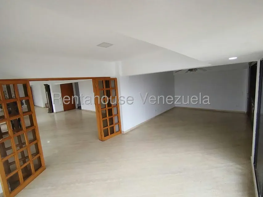 Apartamento (Penthouse) en Venta en Colinas de Valle Arriba, Distrito Metropolitano - 15