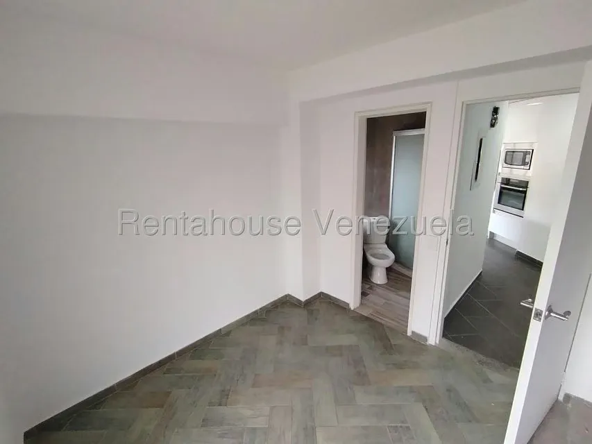 Apartamento (Penthouse) en Venta en Colinas de Valle Arriba, Distrito Metropolitano - 23