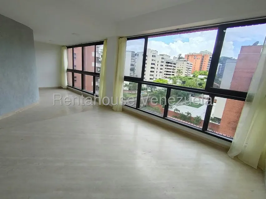 Apartamento (Penthouse) en Venta en Colinas de Valle Arriba, Distrito Metropolitano - 39