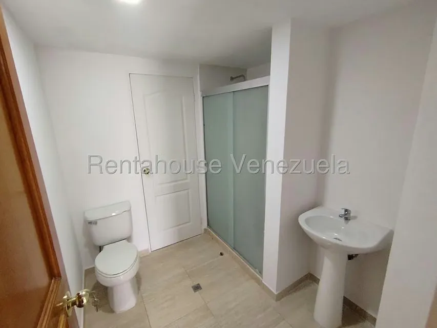 Apartamento (Penthouse) en Venta en Colinas de Valle Arriba, Distrito Metropolitano - 47