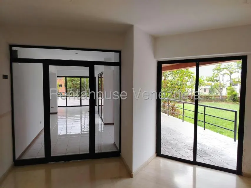 Apartamento (Penthouse) en Venta en Colinas de Valle Arriba, Distrito Metropolitano - 49