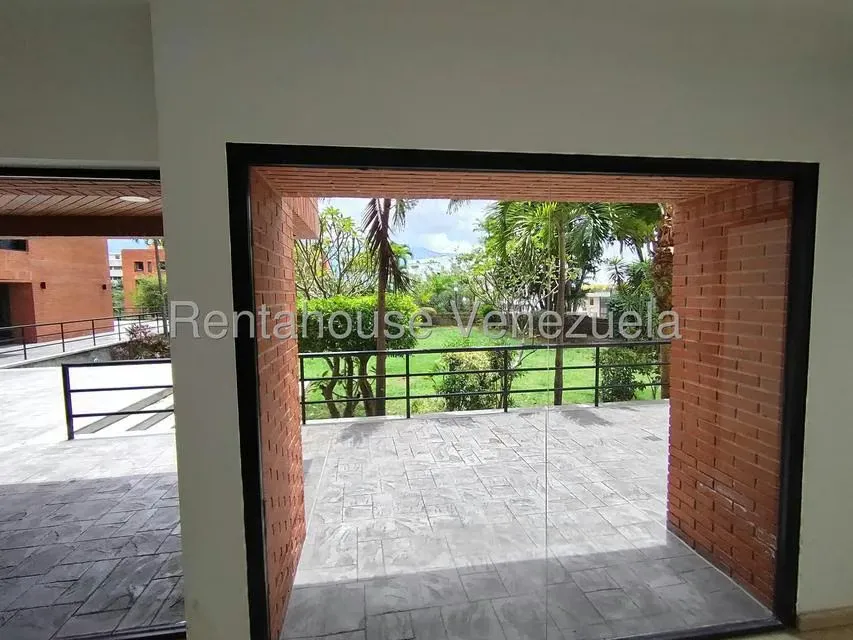 Apartamento (Penthouse) en Venta en Colinas de Valle Arriba, Distrito Metropolitano - 50