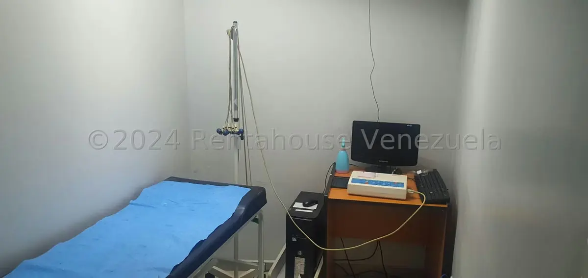 Local Comercial en Venta en Parroquia Catedral, Distrito Metropolitano - 24