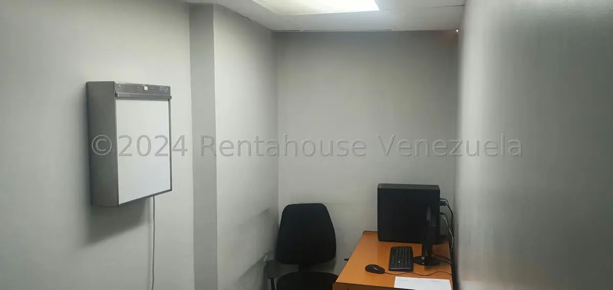 Local Comercial en Venta en Parroquia Catedral, Distrito Metropolitano - 25