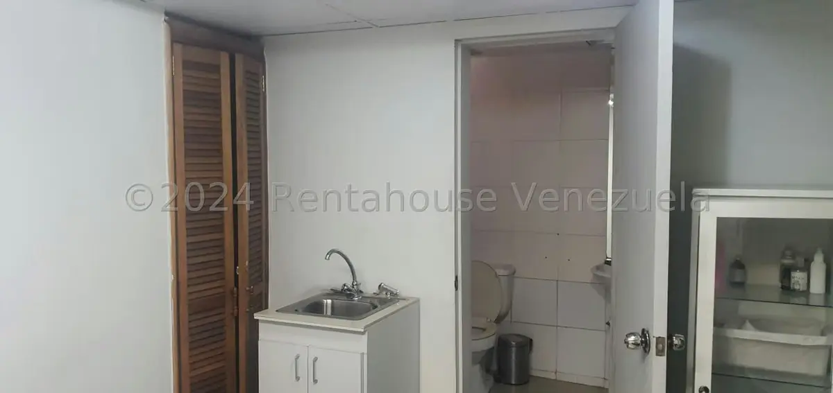 Local Comercial en Venta en Parroquia Catedral, Distrito Metropolitano - 31