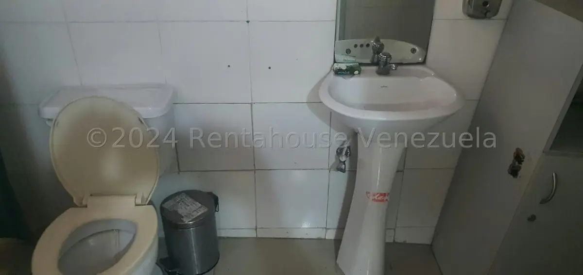 Local Comercial en Venta en Parroquia Catedral, Distrito Metropolitano - 33