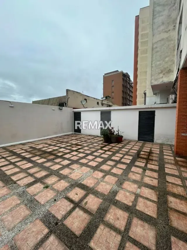 En Venta Apartamento Residencia Prisca Plaza Av Moran - 3
