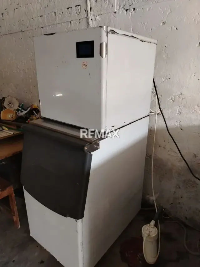 SE ALQUILA LOCAL IDEAL PARA VENTA DE HIELO, SECTOR TIPURO-MATURÍN - 9
