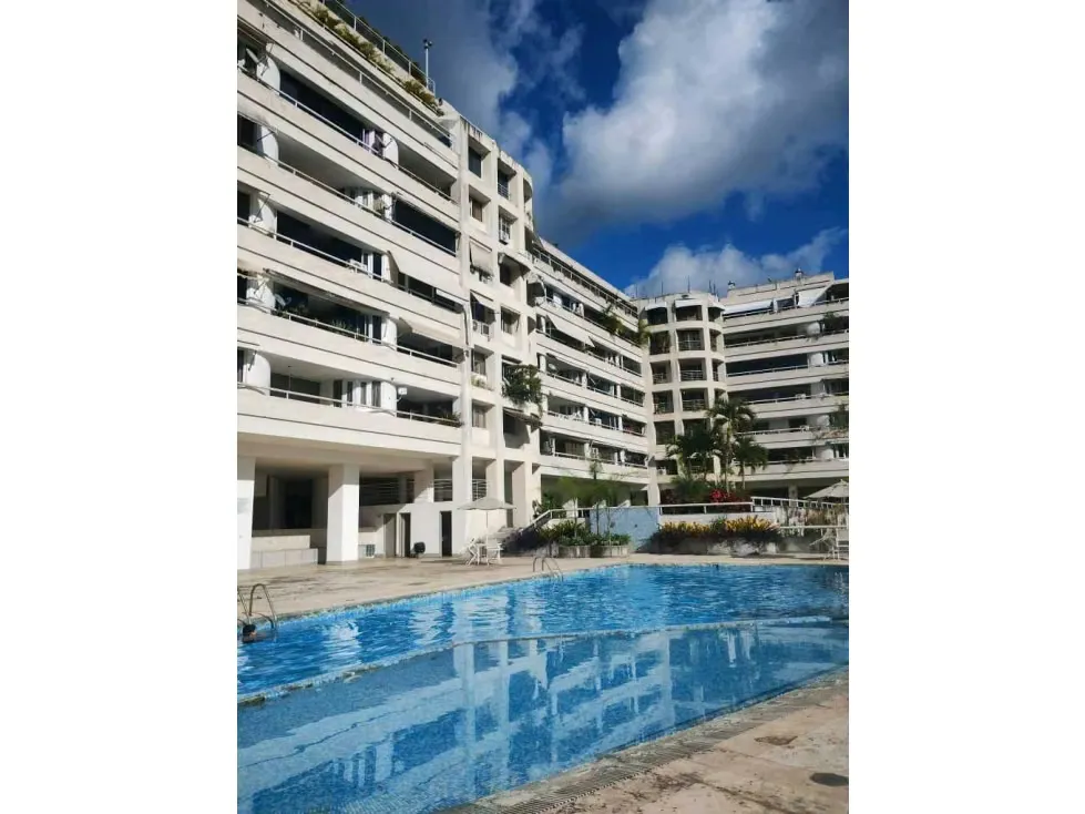 Vendo apartamento 157m2 Los Samanes 8425