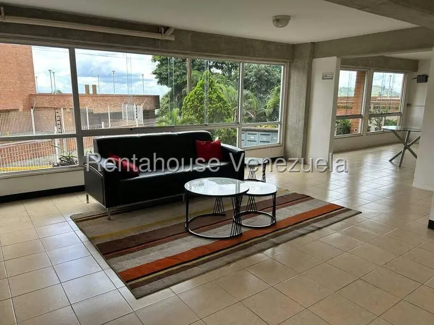 Apartamento (1 Nivel) en Venta en Miravila, Distrito Metropolitano - 3