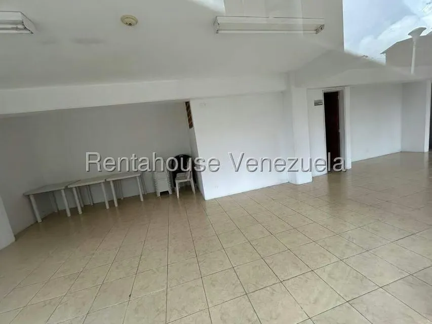 Apartamento (1 Nivel) en Venta en Miravila, Distrito Metropolitano - 25