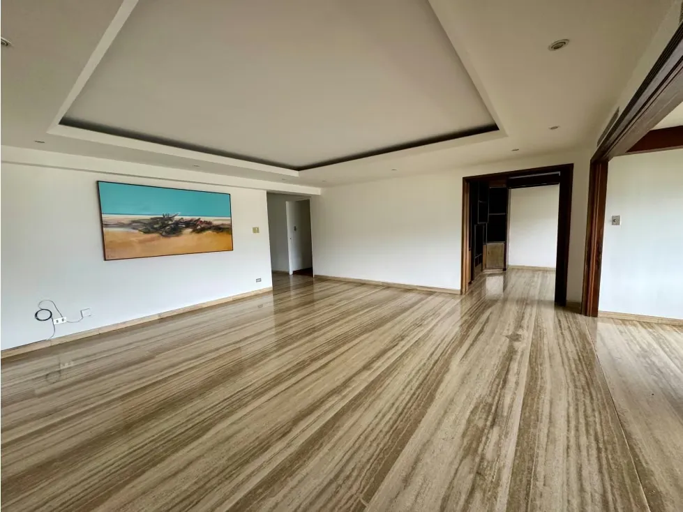 Se alquila apartamento 268m2 Santa Rosa de Lima 9845