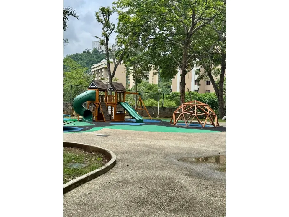 Se alquila apartamento 268m2 Santa Rosa de Lima 9845 - 24