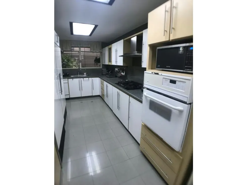 Se vende TH 331m2 5h+2s/5.5b+s/7p La Lagunita 0467 - 10