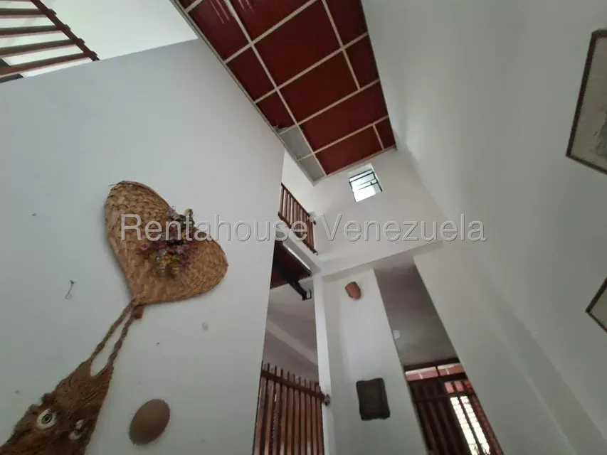 Casa (1 Nivel) en Venta en El Cafetal, Distrito Metropolitano - 16