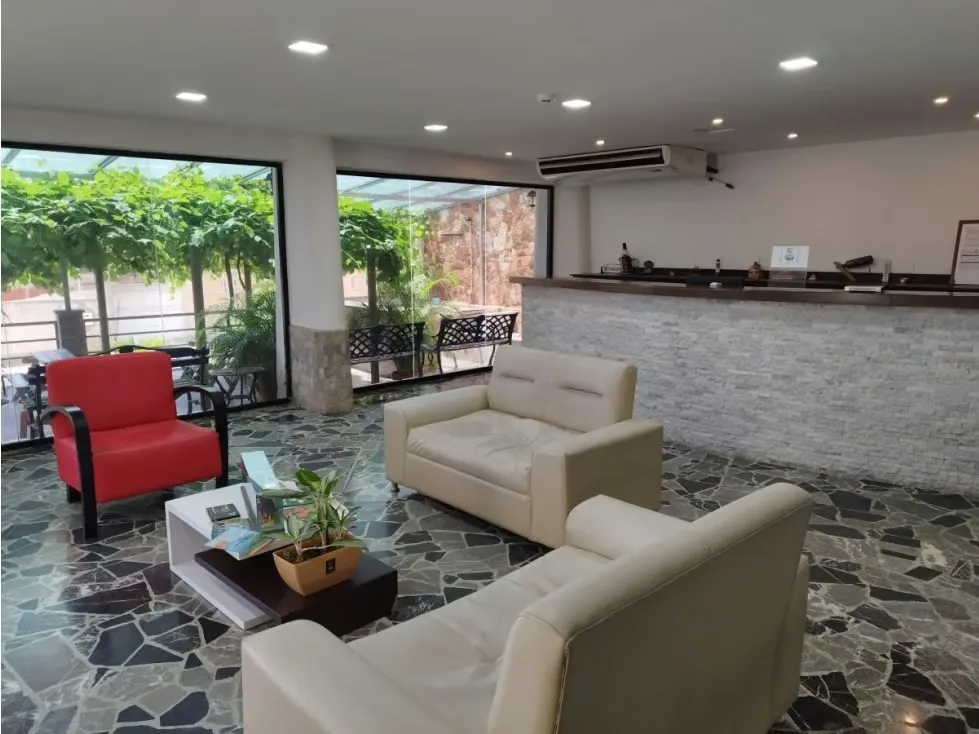 Posada en venta - La Guaira, Playa Grande - 13