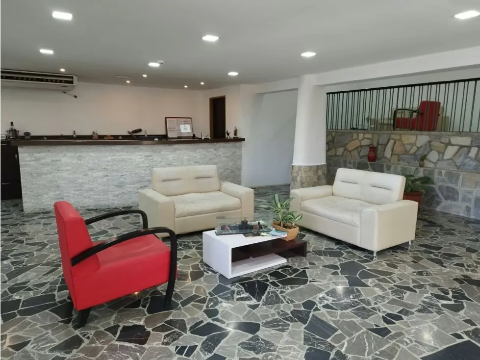 Posada en venta - La Guaira, Playa Grande - 14