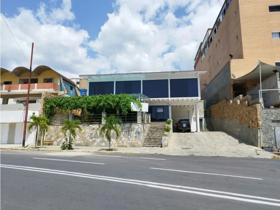 Posada en venta - La Guaira, Playa Grande - 16