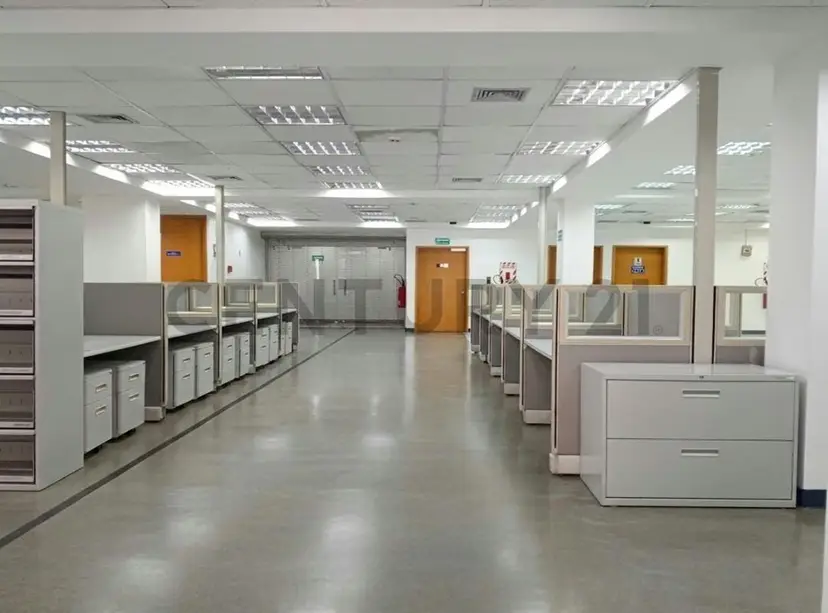 OFICINA EN ALQUILER - MÁXIMA VISIBILIDAD Y PODER CORPORATIVO EN LOS RUICES
