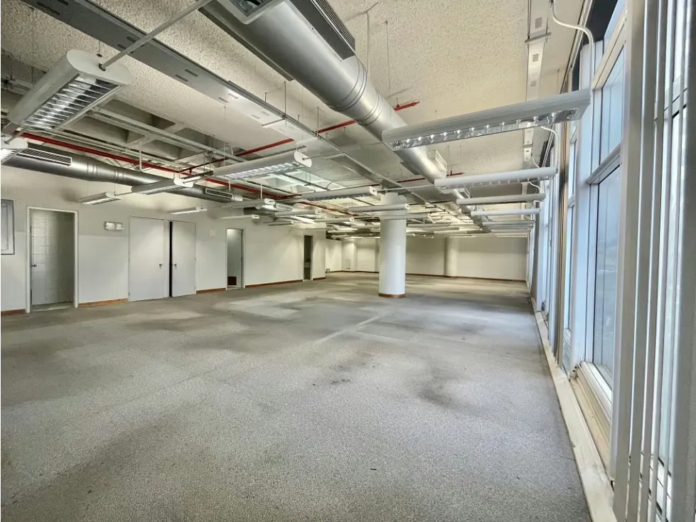 Se vende oficina 200 m2 Sabana Grande - 4