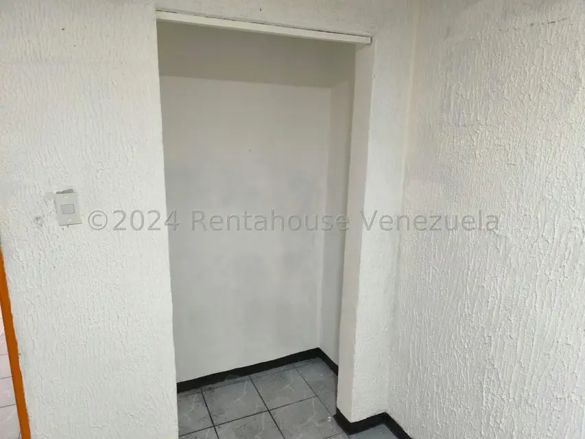 Oficina en Alquiler en Parroquia La Candelaria, Distrito Metropolitano - 9