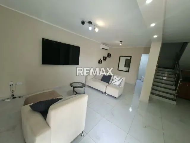 Townhouse en Venta. Guanadito Norte. - 2