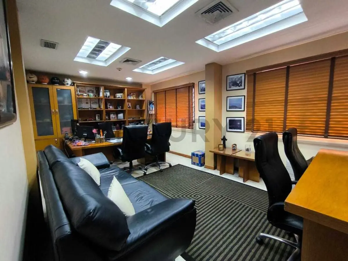 Casa comercial de 298 m² en Bello Monte con 8 puestos y lista para operar - 8