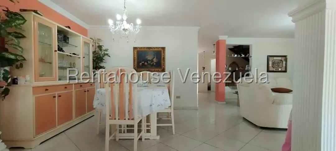 Casa (1 Nivel) en Venta en La Arboleda, Miranda - 13