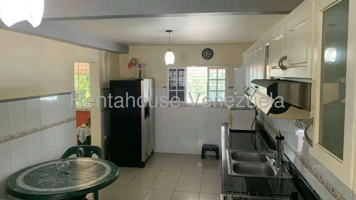 Casa (1 Nivel) en Venta en La Arboleda, Miranda - 16