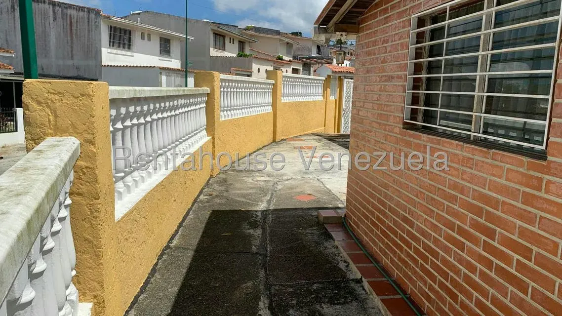 Casa (1 Nivel) en Venta en La Arboleda, Miranda - 21