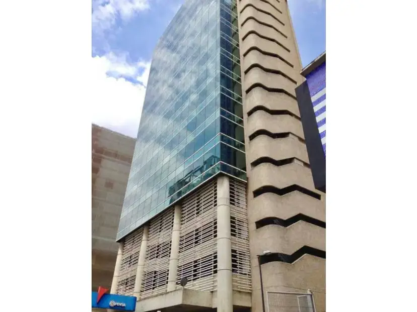 En Venta Estacionamiento 3.445m2 300 Puestos La Castellana