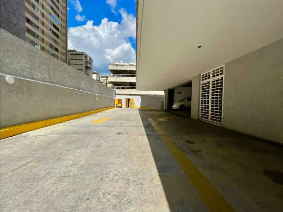 En Venta Estacionamiento 3.445m2 300 Puestos La Castellana - 4