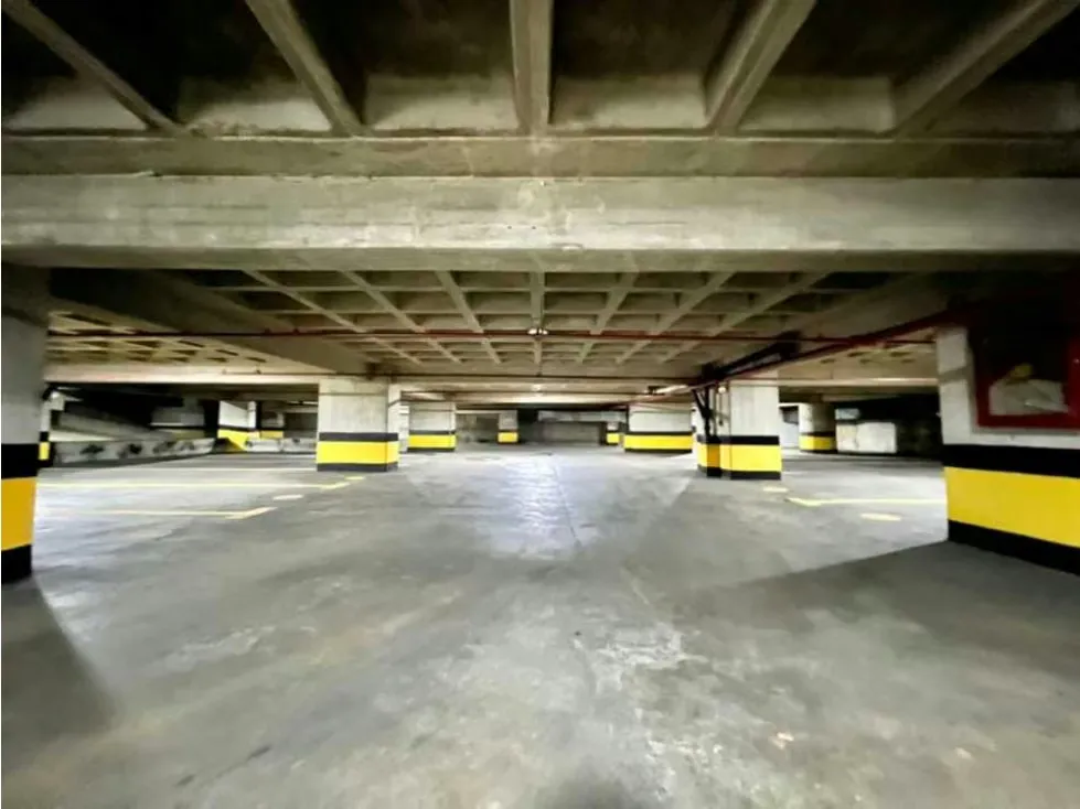 En Venta Estacionamiento 3.445m2 300 Puestos La Castellana - 8