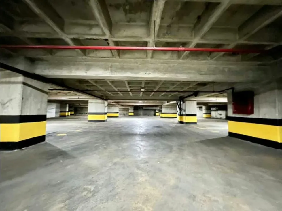 En Venta Estacionamiento 3.445m2 300 Puestos La Castellana - 9