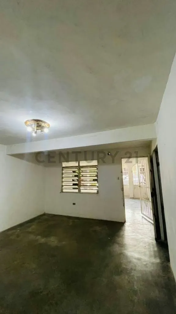 Venta de Casa - 3