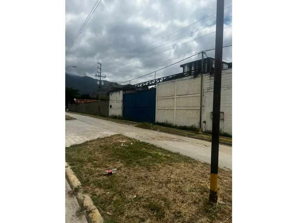 Vendo galpón 1362mts2 Guatire 0446