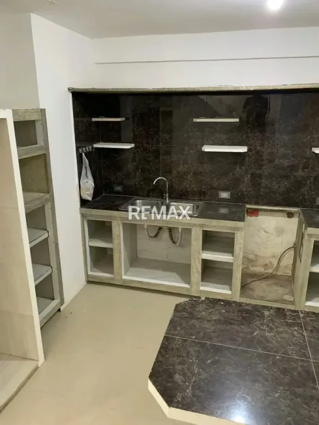 Casa de dos niveles en venta Urbanización Los Yabos Cabudare - 3