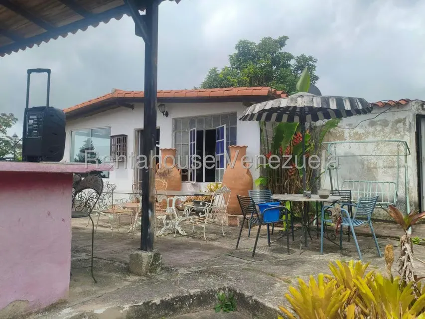 Terreno (Comercial) en Venta en La Union, Distrito Metropolitano - 2