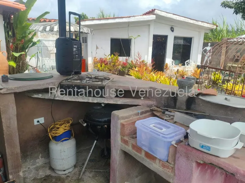 Terreno (Comercial) en Venta en La Union, Distrito Metropolitano - 12